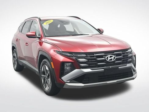 Used 2025 Hyundai Tucson SEL FWD image 3