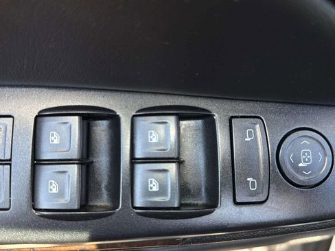 Used 2019 Chevrolet Tahoe LS AWD/4WD image 13