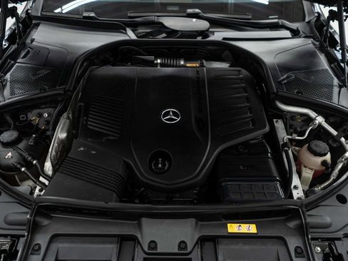 Used 2022 Mercedes-Benz S 500 4MATIC w/ AMG Line Package image 47