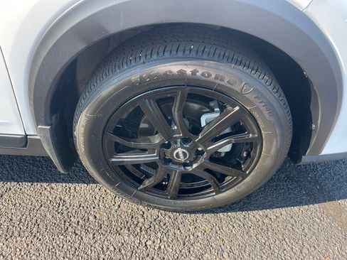 Used 2024 Nissan Kicks SR w/ SR Premium Package image 22