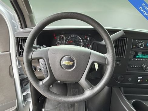 Used 2024 Chevrolet Express 3500 LT w/ LT Preferred Equipment Group RWD image 10