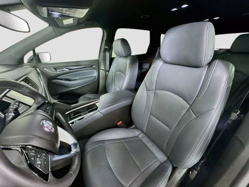 Used 2023 Buick Enclave Essence w/ Sport Touring Edition FWD image 22