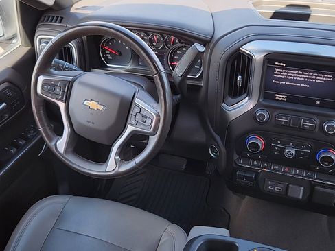Used 2020 Chevrolet Silverado 1500 LTZ w/ Z71 Off-Road Package AWD/4WD image 5