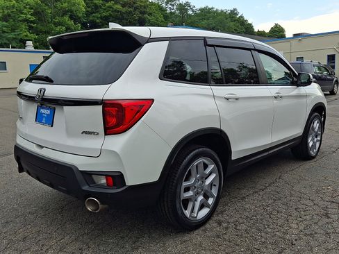 Used 2024 Honda Passport EX-L image 4