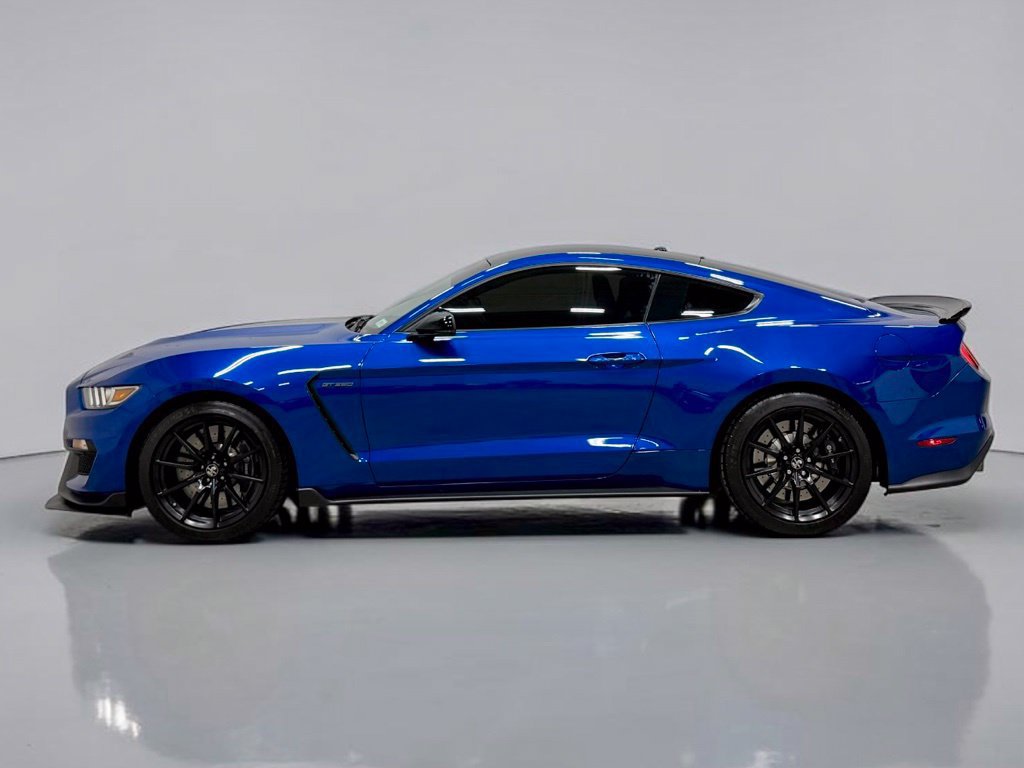 Used 2017 Ford Mustang Shelby GT350 w/ Electronics Package RWD image 8