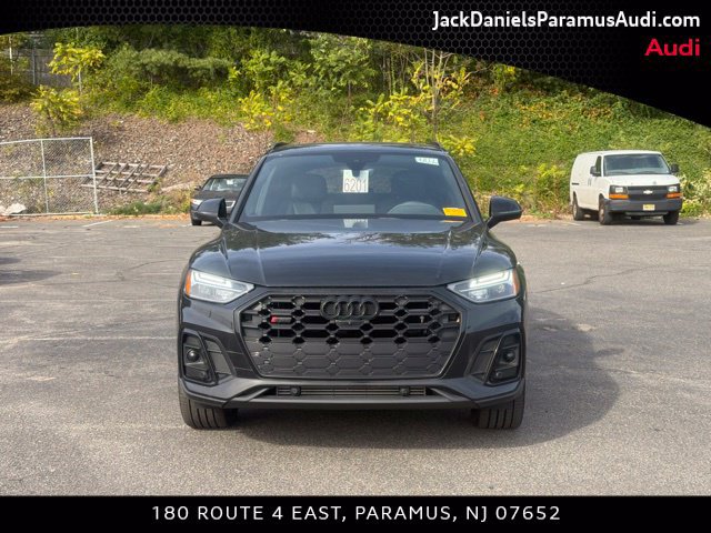 Used 2024 Audi SQ5 Premium Plus AWD/4WD image 2