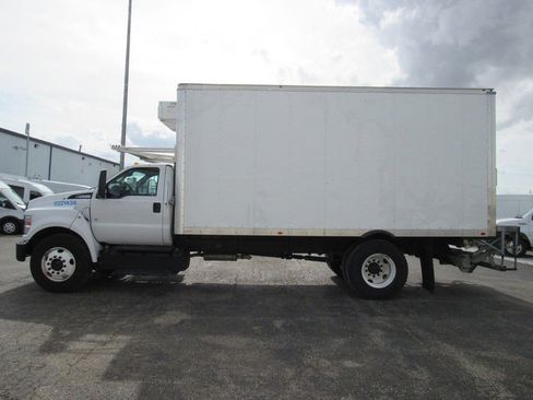 Used 2022 Ford F650 2WD Regular Cab Super Duty image 5