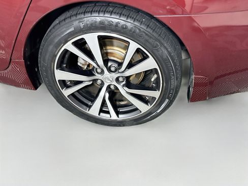 Used 2016 Nissan Maxima 3.5 SL FWD image 11