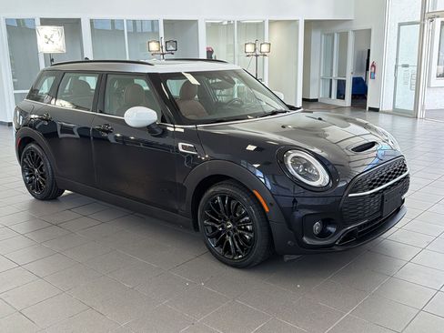 Certified 2023 MINI Cooper Clubman S AWD/4WD image 7