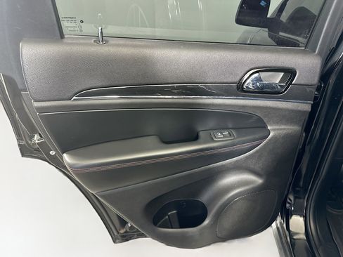 Used 2020 Jeep Grand Cherokee Trailhawk w/ Trailhawk Luxury Group image 27