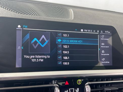 Used 2022 BMW 330e xDrive w/ Premium Package image 15