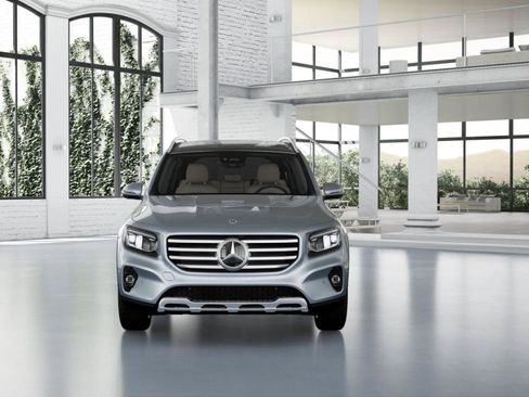 New 2026 Mercedes-Benz GLB 250 image 9