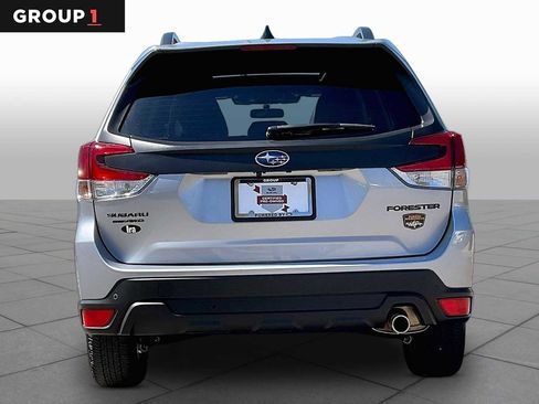 Used 2025 Subaru Forester Wilderness AWD/4WD image 5