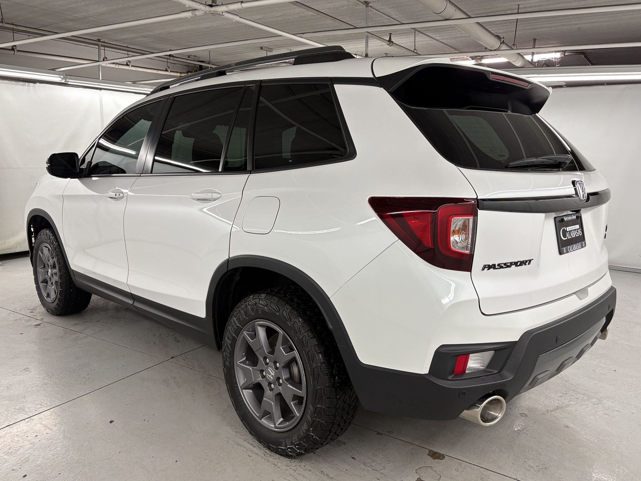 Used 2024 Honda Passport TrailSport image 3