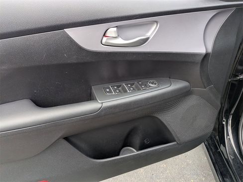 Used 2024 Kia Forte LXS image 15