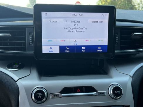 Used 2021 Ford Explorer XLT w/ Equipment Group 202A image 18