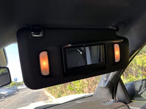 Used 2023 Chevrolet Colorado LT w/ LT Convenience Package AWD/4WD image 27