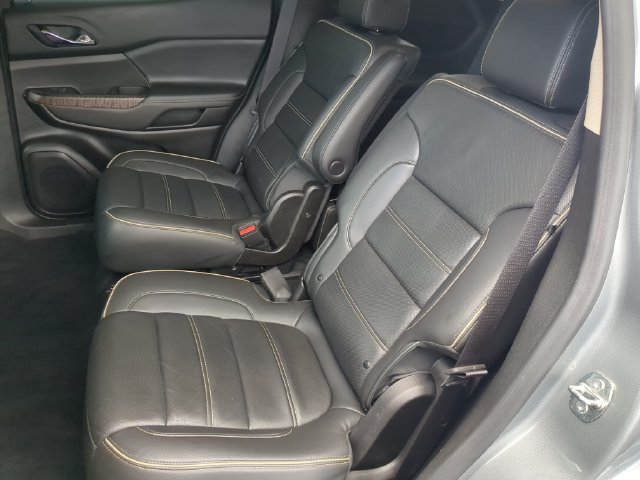 Used 2023 GMC Acadia Denali w/ Denali Ultimate Package FWD image 20