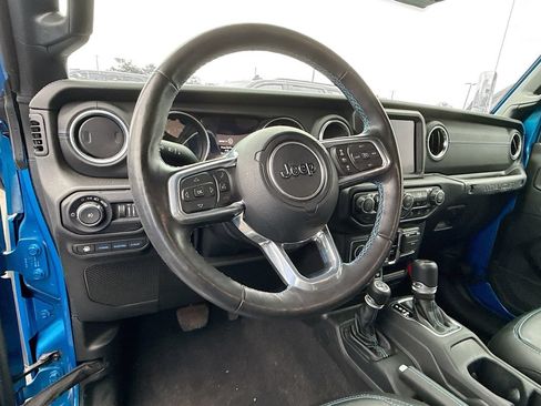 Used 2022 Jeep Wrangler Unlimited Rubicon 4xe w/ Steel Bumper Group AWD/4WD image 12