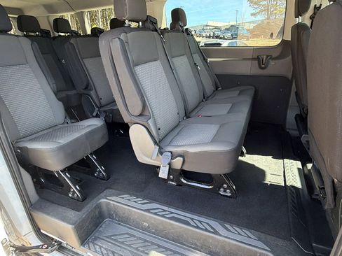 Used 2024 Ford Transit 350 XLT image 21