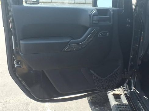 Used 2016 Jeep Wrangler Unlimited Sport w/ Quick Order Package 24S AWD/4WD image 18
