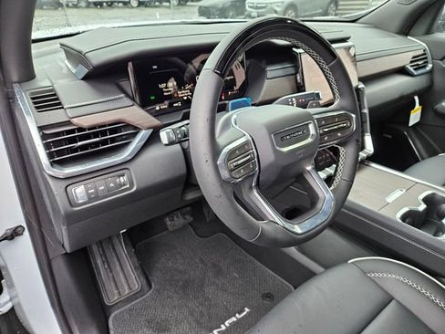New 2026 GMC Acadia Denali w/ Super Cruise Package AWD/4WD image 21