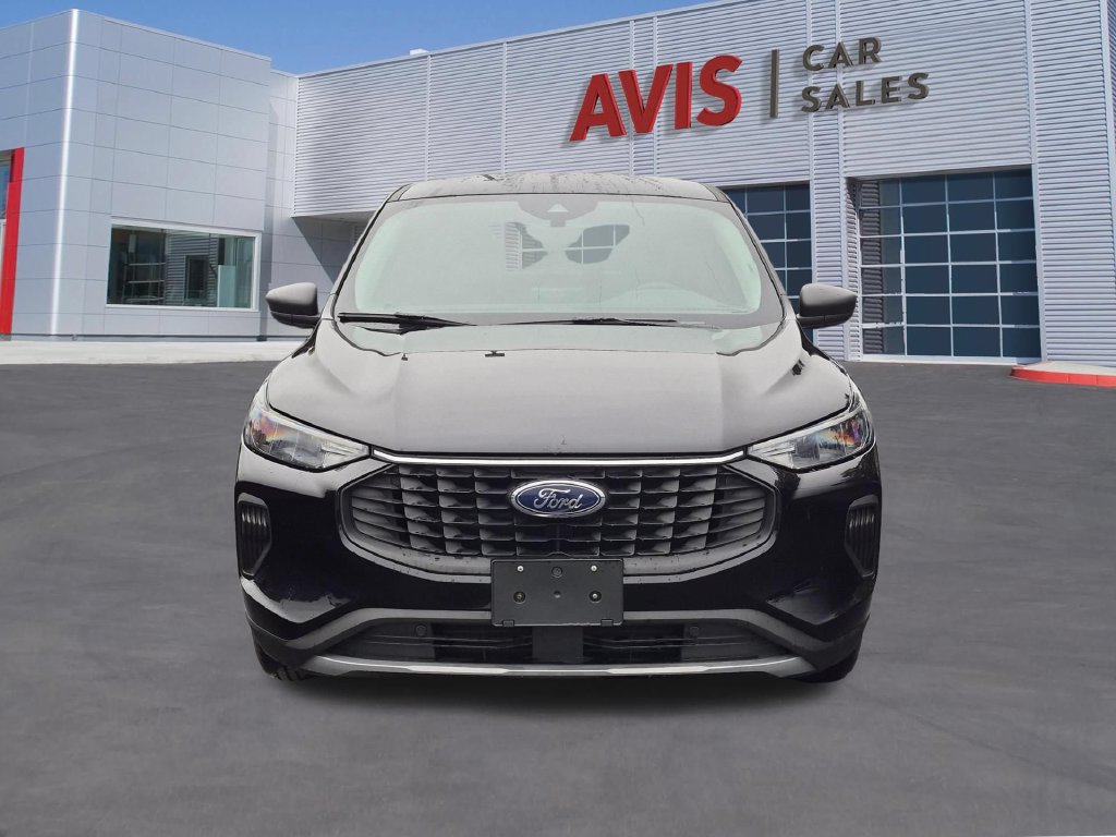 Used 2025 Ford Escape Active AWD/4WD image 2