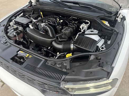 Used 2024 Dodge Durango GT image 40
