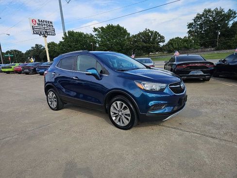 Used 2019 Buick Encore Preferred image 1