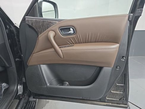 Used 2024 Nissan Armada Platinum w/ Captain's Chairs Package image 46