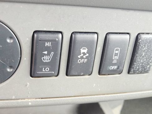 Used 2015 Nissan Frontier SV w/ SV Value Truck Package RWD image 24