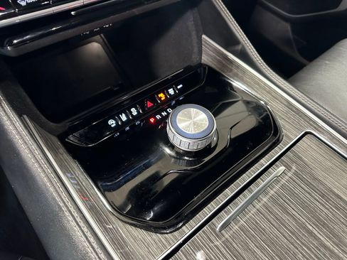 Used 2022 Jeep Wagoneer Series III image 35