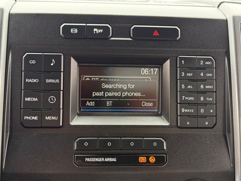 Used 2017 Ford F550 2WD Regular Cab Super Duty image 14