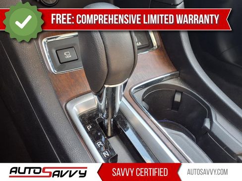 Used 2024 Subaru Ascent Touring image 11