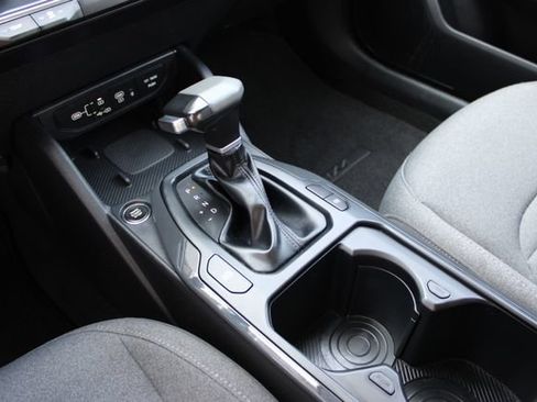 Used 2025 Kia K4 EX FWD image 21
