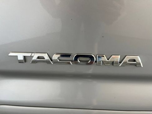 Used 2013 Toyota Tacoma 4x4 Double Cab w/ TRD Sport Pkg image 39