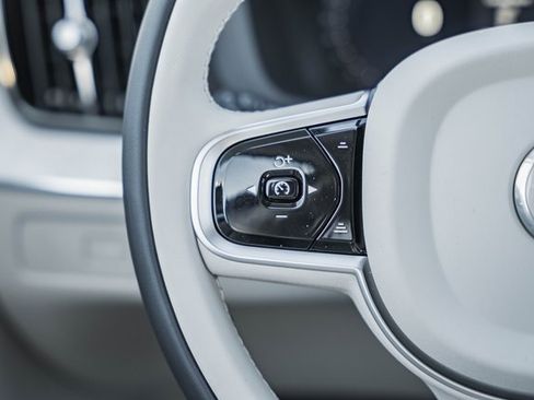 New 2026 Volvo XC60 B5 Ultra w/ Protection Package Premier image 30