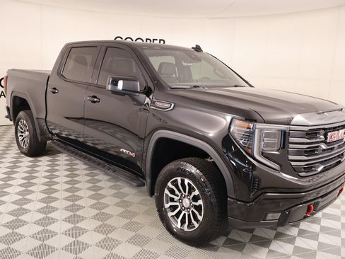 Used 2023 GMC Sierra 1500 AT4 w/ AT4 Premium Package AWD/4WD image 1