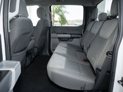 Used 2024 Ford F250 XLT image 38