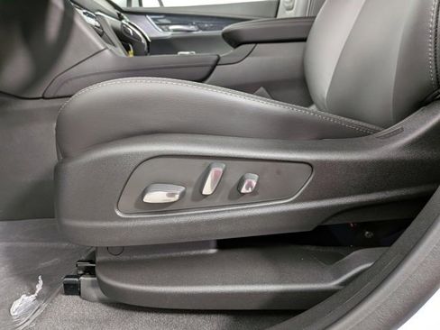 New 2026 Cadillac XT5 Premium Luxury w/ LPO, Floor Liner Package image 17