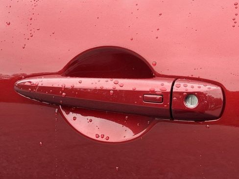 Certified 2025 Nissan Pathfinder SL image 33