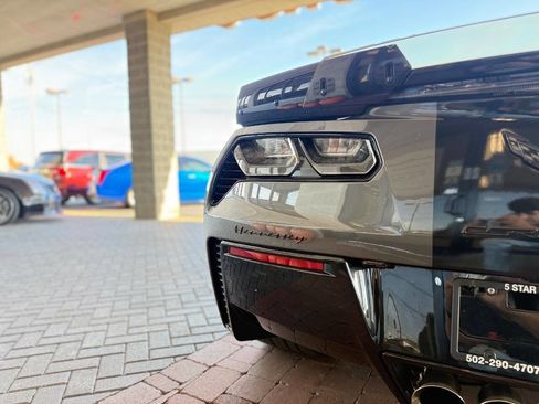 Used 2015 Chevrolet Corvette Z06 w/ 3LZ Preferred Equipment Group image 14