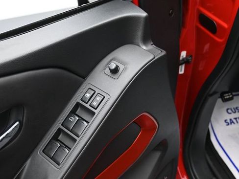 Used 2023 Nissan Frontier PRO-4X w/ Pro Convenience Package image 12