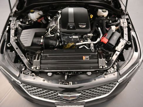 Used 2025 Cadillac CT4 Premium Luxury image 13