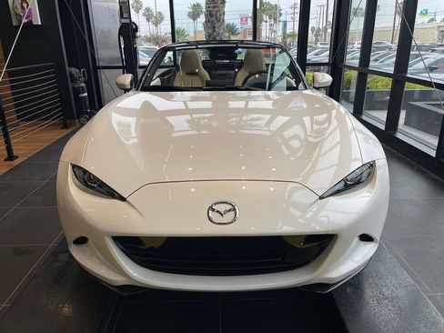 New 2026 MAZDA MX-5 Miata Grand Touring RWD image 2