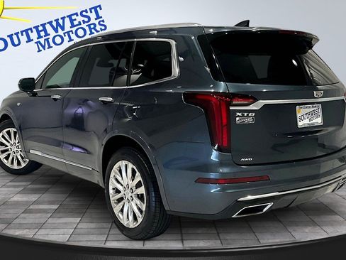 Used 2020 Cadillac XT6 Premium Luxury AWD/4WD image 4