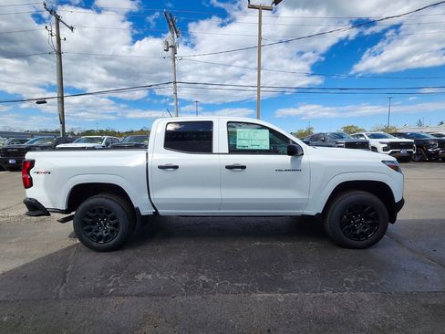 New 2026 Chevrolet Colorado W/T w/ WT Custom Package AWD/4WD image 6