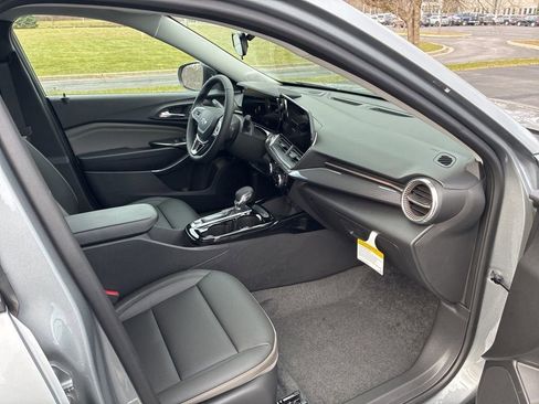 New 2026 Chevrolet Trax ACTIV w/ Driver Confidence Package image 30