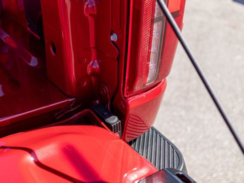 New 2025 Ford F150 Lariat w/ Equipment Group 501A Mid image 24