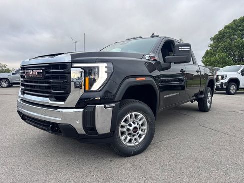 New 2026 GMC Sierra 2500 Pro image 1